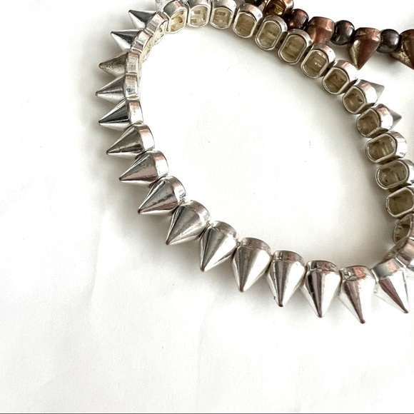 🔥What's Hot!!🔥3pc Spiked Bangle Set, Rocker Chic 🎸🙋‍♀️🛍 - Picture 4 of 6